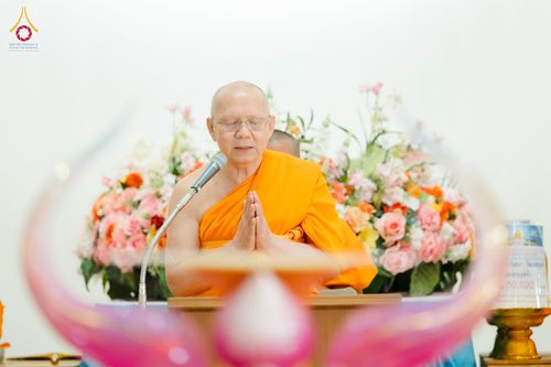 ภาพ No.346524:วันอาทิตย์ที่ 30 สิงหาคม พ.ศ.2569 พิธีทอดผ้าป่า สวดธรรมจักรกัปปวัตนสูตรกลั่นแผ่นดินโปรยรัตนชาติ  สถาปนาองค์พระเจดีย์เพื่อสร้างสันติภาพโลก  ณ ศูนย์ปฏิบัติธรรมพนมสารคาม (เพชรตะวัน) จังหวัดฉะเชิงเทรา