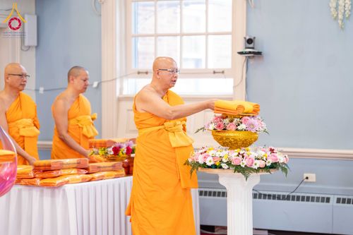 ภาพ No.318997:วันที่ 29 มีนาคม พ.ศ.2569 พิธีทอดผ้าป่าวัดพระธรรมกาย 20 ศูนย์สาขา และการประชุมภาคพื้นอเมริกา ไตรมาสที่ 1/2569 วัดพระธรรมกายชิคาโก ประเทศสหรัฐอเมริกา