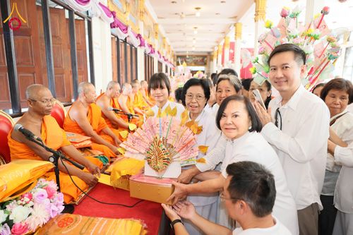 ภาพ No.296547:วันที่ 16 มกราคม พ.ศ. 2569 พิธีทอดผ้าป่าทำนุบำรุงศาสนสถาน ณ วัดสิงห์ ต.บางคูเวียง อ.บางกรวย จ.นนทบุรี อนุสรณ์สถานลำดับที่ 4 สถานที่เกิดด้วยกายธรรม ในโครงการธรรมยาตรา กตัญญูบูชา มหาปูชนียาจารย์ พระมงคลเทพมุนี(สด จนฺทสโร) พระผู้ปราบมาร อนุสรณ์สถาน 7 แห่ง ป