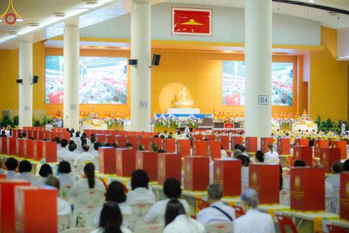 ภาพ No.146949:การต้อนรับพระสังฆาธิการ 2,000 กว่าวัดทั่วประเทศ และพิธีบูชาข้าวพระ เนื่องในวันสมาธิโลก วันอาทิตย์ที่ 4 สิงหาคม พ.ศ. 2567 ณ สภาธรรมกายสากล วัดพระธรรมกาย