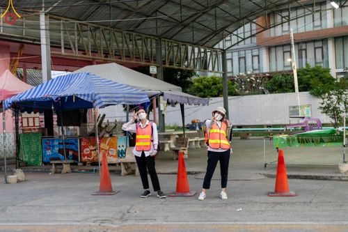 ภาพ No.117119:V.16 เป็นทีม การเตรียมงาน เก็บงาน การรับบุญของเจ้าหน้าที่หน่วยงานต่างๆ เพื่อโครงการธรรมยาตรา กตัญญูบูชามหาปูชนียาจารย์ พระมงคลเทพมุนี (สด จนฺทสโร) พระผู้ปราบมาร อนุสรณ์สถาน 7 แห่ง ปีที่ 12 ระหว่างวันที่ 2 - 31 มกราคม พ.ศ. 2567