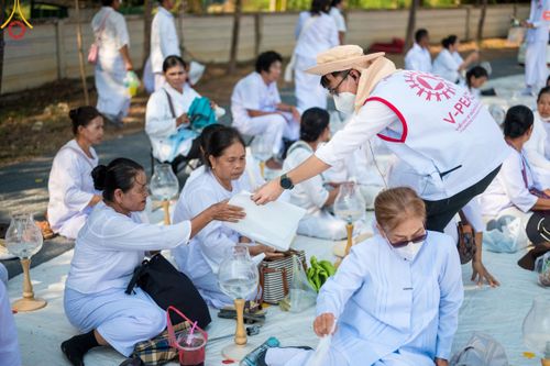 ภาพ No.110159:V.8 พลังทีม การเตรียมงาน เก็บงาน การรับบุญของเจ้าหน้าที่หน่วยงานต่างๆ เพื่อโครงการธรรมยาตรา กตัญญูบูชามหาปูชนียาจารย์ พระมงคลเทพมุนี (สด จนฺทสโร) พระผู้ปราบมาร อนุสรณ์สถาน 7 แห่ง ปีที่ 12 ระหว่างวันที่ 2 - 31 มกราคม พ.ศ.2567