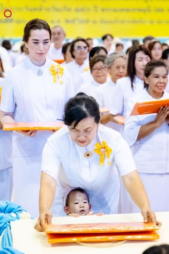 ภาพ No.160290:พิธีทอดผ้าป่าสมทบกฐินวัดพระธรรมกาย และสมทบกฐิน 30,000 วัดทั่วไทย ครั้งที่ 3 ณ สภาธรรมกายสากล วัดพระธรรมกาย วันพฤหัสบดีที่ 10 ตุลาคม พ.ศ. 2567