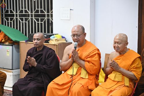 ภาพ No.278919:วันที่ 4 พฤศจิกายน 2568 กฐินสมทบวัดต่างประเทศ โดยคณะศิษยานุศิษย์ บูชาธรรม 81 ปี หลวงพ่อธัมมชโย ณ วัดพุทธบังคลาเทศ พุทธคยา ประเทศอินเดีย