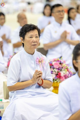 ภาพ No.281083:วันที่ 21 ธันวาคม พ.ศ.2568 พิธีมุทิตาหลวงพ่อทัตตชีโว ณ ห้องแก้วสารพัดนึก วัดพระธรรมกาย