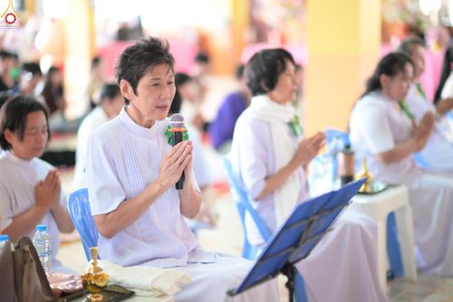 ภาพ No.291282:วันที่ 9 มกราคม พ.ศ. 2569 พิธีทอดผ้าป่าทำนุบำรุงศาสนสถาน ณ วัดนาราภิรมย์ อ.บางเลน จ.นครปฐม ในโครงการธรรมยาตรา กตัญญูบูชา มหาปูชนียาจารย์ พระมงคลเทพมุนี(สด จนฺทสโร) พระผู้ปราบมาร อนุสรณ์สถาน 7 แห่ง ปีที่ 14