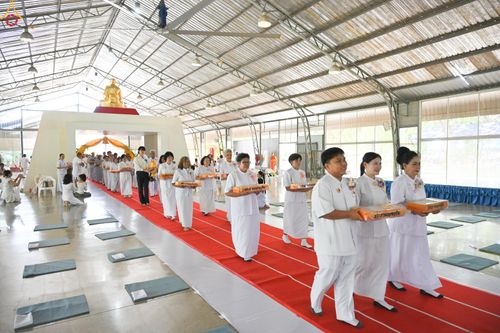 ภาพ No.283151:วันอาทิตย์ที่ 26 ตุลาคม พุทธศักราช 2568 พิธีทอดกฐินสามัคคี กตัญญูบูชาธรรมมหาปูชนียาจารย์ และโครงการกฐินทั่วไทย 30,000 วัด บูชาธรรม 81 ปีหลวงพ่อธัมมชโย  ณ ศูนย์อบรมเยาวชนอุตรดิตถ์