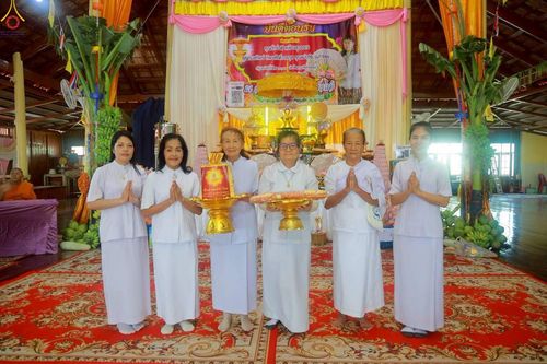 ภาพ No.283120:วันอาทิตย์ที่ 26 ตุลาคม พ.ศ. 2568 พิธีทอดกฐินสามัคคี กตัญญูบูชาธรรมมหาปูชนียาจารย์ และโครงการกฐินทั่วไทย 30,000 วัด บูชาธรรม 81 ปีหลวงพ่อธัมมชโย  ณ วัดบำรุงราษฎร์ อ.เมือง จ.สุพรรณบุรี