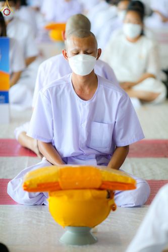 ภาพ No.63887:พิธีขอขมาและมอบผ้าไตรแด่นาคธรรมทายาท โครงการอุปสมบทบูชาธรรมมหาปูชนียาจารย์ วันอาทิตย์ที่ 20 พฤศจิกายน พ.ศ. 2565