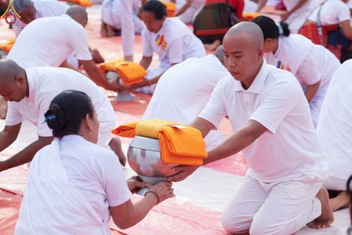 ภาพ No.64641:พิธีบรรพชาสามเณร โครงการบรรพชาสามเณร 500 รูป ประเทศบังกลาเทศ วันที่ 22 พฤศจิกายน พ.ศ. 2565