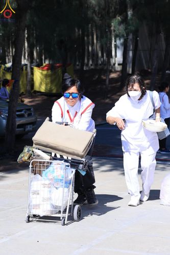 ภาพ No.105819:V.2 ทุ่มเท การเตรียมงาน เก็บงาน การรับบุญของเจ้าหน้าที่หน่วยงานต่างๆ เพื่อโครงการธรรมยาตรา กตัญญูบูชามหาปูชนียาจารย์ พระมงคลเทพมุนี (สด จนฺทสโร) พระผู้ปราบมาร อนุสรณ์สถาน 7 แห่ง ปีที่ 12 ระหว่างวันที่ 2 - 31 มกราคม พ.ศ.2567