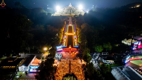 ภาพ No.333328:วันอาทิตย์ที่ 31 พฤษภาคม พ.ศ. 2569 MBMI ,WALUB , มูลนิธิธรรมกาย , การท่องเที่ยวและการบินแห่งอินโดนีเซีย (injourney destinations) , สหภาพพระธรรมทูตไทยในอินโดนีเซีย-แอฟริกา และเครือข่าย คณะสงฆ์มหายาน , วัชรยาน และเถรวาท ในอินโดนีเซีย ร่วมกันการจัดงานเฉลิมฉ