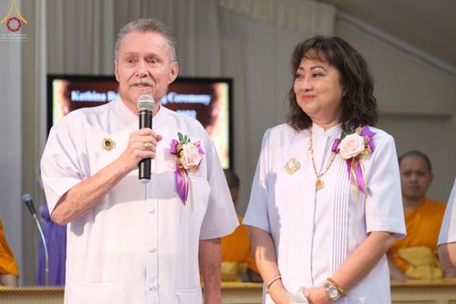 ภาพ No.64172:พิธีทอดกฐินสามัคคี เพื่อการเผยแผ่วิชชาธรรมกายและมหาปฏิสังขรณ์ วัดพระธรรมกายเท็กซัส ประเทศสหรัฐอเมริกา วันอาทิตย์ที่ 30 เดือนตุลาคม พ.ศ. 2565