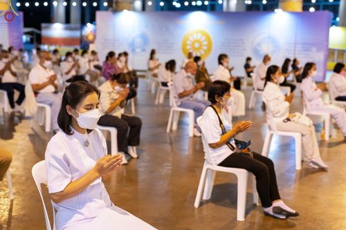 ภาพ No.72853:พิธีฉลองชัยสวดมนต์บทธรรมจักร 5,045,000,114 จบ เนื่องในวันคล้ายวันเกิด ครบรอบ 114 ปี คุณยายมหารัตนอุบาสิกาจันทร์ ขนนกยูง ณ วัดพระธรรมกาย จ.ปทุมธานี วันที่ 19 มกราคม พ.ศ. 2566