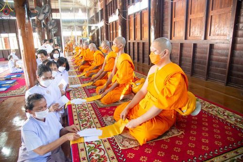 ภาพ No.67463:พิธีอุปสมบทวัดบึงกระจับ อ.พนมสารคาม จ.ฉะเชิงเทรา รับบุญจัดงานโดย สำนักกัลยาณมิตรสากล เมื่อวันที่ 7 ธันวาคม พ.ศ. 2565