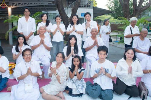 ภาพ No.319846:วันอาทิตย์ที่ 5 เมษายน พ.ศ.2569 พิธีตัดปอยผม และปลงผมนาคธรรมทายาท โครงการบรรพชาและอุปสมบทหมู่ รุ่นบูชาธรรม 82 ปี หลวงพ่อธัมมชโย