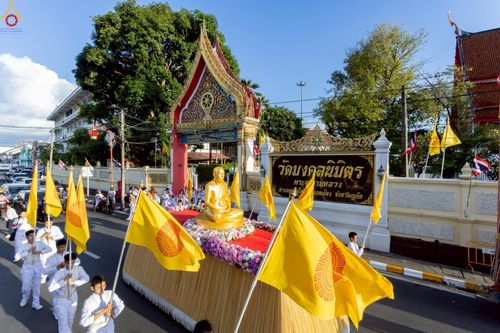 ภาพ No.248722:วันที่ 20 กันยายน พ.ศ. 2568 พิธีอัญเชิญรูปหล่อหลวงปู่วัดปากน้ำ ภาษีเจริญ จากวัดมงคลนิมิตร พระอารามหลวง เพื่อประดิษฐาน ณ วิหารพระมงคลเทพมุนี (สด จนฺทสโร)  ศูนย์ปฏิบัติธรรมภูเก็ต จ.ภูเก็ต