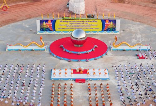 ภาพ No.174523:พิธีประดิษฐานดวงแก้วบรมเศรษฐี นาคีพ่นสมบัติใหญ่ ลานเอนกประสงค์พญานาค 4 ตระกูล วันที่ 15 พฤศจิกายน พ.ศ. 2567 ณ พุทธอุทยานนานาชาติ จ.หนองคาย