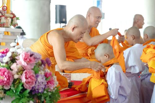 ภาพ No.134155:พิธีบรรพชาสามเณร โครงการบรรพชาสามเณร ฟื้นฟูพระพุทธศาสนาทั่วไทย ศูนย์อบรมวัดพระธรรมกาย วันเสาร์ที่ 6 เมษายน พ.ศ. 2567