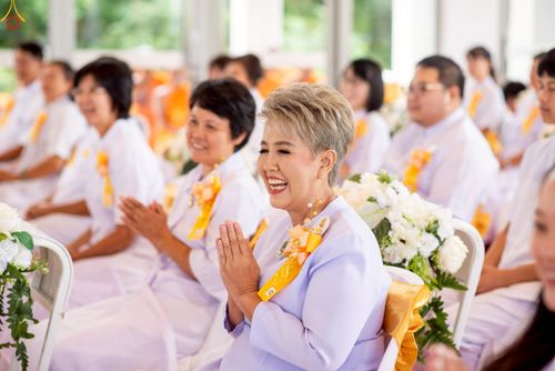 ภาพ No.239396:วันอาทิตย์ที่ 17 สิงหาคม พ.ศ. 2568 พิธีกดปุ่มอัญเชิญรูปเหมือน พระมงคลเทพมุนี (สด จันทสโร)  ณ มหาวิหารแก้วพระมงคลเทพมุนี  ศูนย์ปฏิบัติธรรมแก้วเมืองเลย