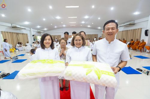 ภาพ No.263839:วันที่ 23 ตุลาคม พ.ศ. 2568 พิธีทอดกฐินสามัคคีทั่วไทย 30,000 วัด โดยคณะศิษยานุศิษย์ บูชาธรรม 81 ปี หลวงพ่อธัมมชโย ณ ธุดงคสถานสุราษฎร์ธานี ต.ขุนทะเล อ.เมือง จ.สุราษฎร์ธานี