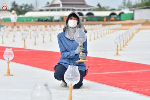 ภาพ No.128640:V.33 รวมพลังเพื่อบางกล่ำ การเตรียมงานของเจ้าหน้าที่หน่วยงานต่างๆ เพื่องานธรรมยาตราอัญเชิญพระบรมสารีริกธาตุ ประดิษฐาน ณ มหารัตนเจดีย์สิริปทุมสวรรค์ (เจดีย์อริยพุทธะ 5 พระองค์) ศูนย์ปฏิบัติธรรมภาคใต้ อ.บางกล่ำ จ.สงขลา ระหว่างวันที่ 9-10 มีนาคม พ.ศ. 2567