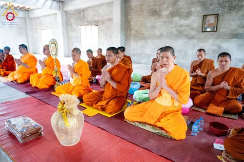 ภาพ No.173284:พิธีทอดกฐินต่างประเทศ ในนามหลวงพ่อธัมมชโย ณ วัดสิริวิเวก เพื่อถวายที่ดินส่วนขยาย 200 ไร่ แขวงจำปาสัก สปป. ลาว วันพุธที่ 30 ตุลาคม พ.ศ. 2567