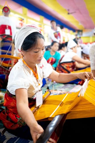 ภาพ No.176177:พิธีทอดกฐินสมทบ โดยมูลนิธิธรรมกาย ในนามหลวงพ่อธัมมชโย ณ วัดสัทธนารามา บานา วิหาร เมืองไดยุน รัฐอรุนาจาลประเทศ ประเทศอินเดีย วันที่ 15 พฤศจิกายน พ.ศ. 2567