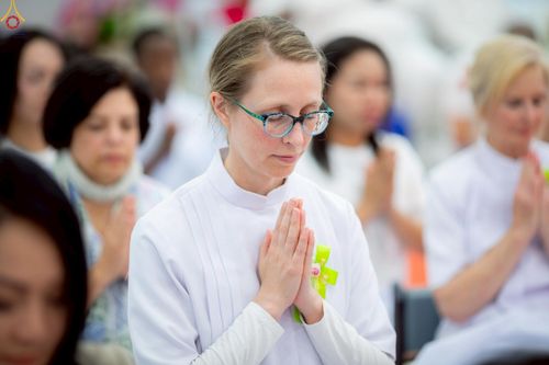 ภาพ No.270418:วันอาทิตย์ที่ 19 ตุลาคม พ.ศ. 2568 พิธีทอดกฐินสามัคคี เพื่อสถาปนากุฏิสงฆ์  น้อมถวายเป็นพุทธบูชาและบูชาธรรม แด่หลวงพ่อธัมมชโย ณ วัดพุทธเคปทาวน์  ประเทศสาธารณรัฐแอฟริกาใต้