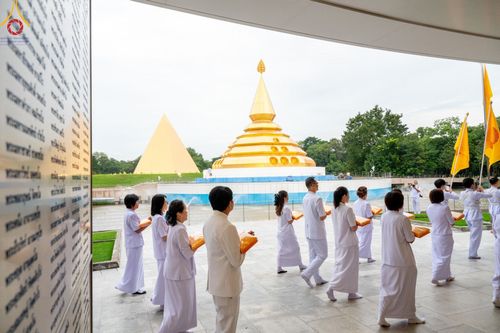 ภาพ No.156667:พิธีบรรพชาอุปสมบท ธรรมทายาท โครงการอุปสมบทหมู่บูชาธรรมครบรอบ 107 ปี วันครูผู้ค้นพบวิชชาธรรมกาย ณ โบสถ์พระไตรปิฏก วัดพระธรรมกาย วันเสาร์ที่ 14 กันยายน พ.ศ. 2567
