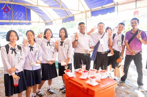 ภาพ No.184177:กิจกรรมวันรวมพลังเด็กดี V-Star จังหวัดตาก ประจำปี 2567  วันที่ 6 ธันวาคม พ.ศ. 2567 ณ วัดดอนเจดีย์ อ.พบพระ จ.ตาก