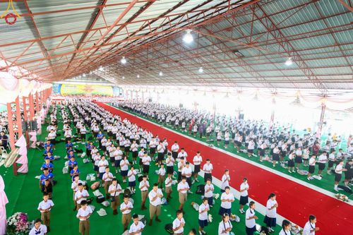 ภาพ No.172487:พิธีทอดกฐินเพื่อสร้าง "ลานเอนกประสงค์พญานาค 4 ตระกูล" วันที่ 15 พฤศจิกายน พ.ศ.2567 ณ พุทธอุทยานนานาชาติ อ.โพนพิสัย จ.หนองคาย