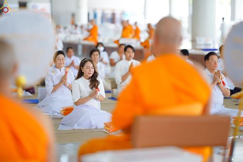 ภาพ No.247386:วันจันทร์ที่ 22 กันยายน พ.ศ. 2568 (วันพระ แรม 15 ค่ำ เดือน 10) พิธีบุพเปตพลี ครั้งที่ 170 ร่วมอุทิศบุญแด่หมู่ญาติที่ล่วงลับไปแล้ว และสืบทอดอายุพระพุทธศาสนา ณ หอฉันคุณยายอาจารย์ฯ วัดพระธรรมกาย