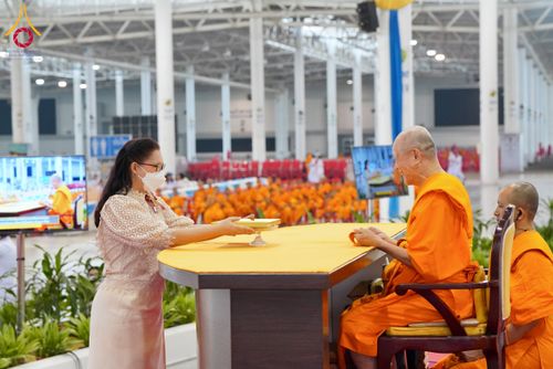 ภาพ No.127073:พิธีมอบใบประกาศเกียรติคุณองค์กรนานาชาติ และหน่วยงานที่ชักชวนคนร่วมโครงการนั่งสมาธิเพื่อสันติภาพโลกมากที่สุด วันอาทิตย์ที่ 1 มีนาคม พ.ศ. 2567 ณ สภาธรรมกายสากล วัดพระธรรมกาย