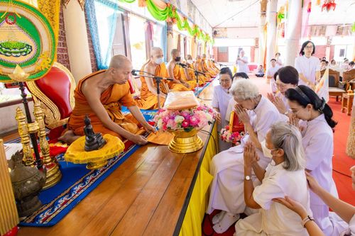 ภาพ No.166186:พิธีทอดกฐิน ณ วัดโพธิ์เลื่อน อ.เมือง จ.ปทุมธานี ในโครงการกฐินสามัคคีทั่วไทย 30,000 วัด บูชาธรรม 80 ปี หลวงพ่อธัมมชโย โดยคณะศิษยานุศิษย์วัดพระธรรมกาย วันที่ 20 ตุลาคม พ.ศ. 2567