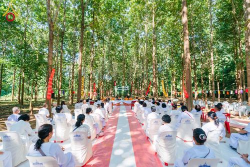 ภาพ No.169552:พิธีทอดกฐิน ณ ศูนย์ปฏิบัติธรรมนานาชาติตะวันพร้าว จ.เชียงใหม่ ในโครงการกฐินสามัคคีทั่วไทย 30,000 วัด บูชาธรรม 80 ปี หลวงพ่อธัมมชโย โดยคณะศิษยานุศิษย์วัดพระธรรมกาย วันที่ 25 ตุลาคม พ.ศ. 2567