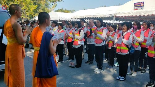 ภาพ No.108657:V.6 บุญเข้า การเตรียมงาน เก็บงาน การรับบุญของเจ้าหน้าที่หน่วยงานต่างๆ เพื่อโครงการธรรมยาตรา กตัญญูบูชามหาปูชนียาจารย์ พระมงคลเทพมุนี (สด จนฺทสโร) พระผู้ปราบมาร อนุสรณ์สถาน 7 แห่ง ปีที่ 12 ระหว่างวันที่ 2 - 31 มกราคม พ.ศ.2567