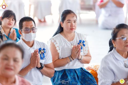 ภาพ No.215956:วันพฤหัสบดีที่ 3 เมษายน พ.ศ. 2568 พิธีบรรพชาสามเณร ภาคฤดูร้อน รุ่นที่ 15  บูชาธรรมหลวงพ่อธัมมชโย 81 ปี 81 รูป ณ ศูนย์ปฏิบัติธรรมสวนผึ้ง จ.ราชบุรี