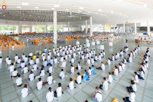 ภาพ No.87690:พิธีบุพเปตพลี  ครั้งที่ 140 ร่วมอุทิศบุญแด่หมู่ญาติที่ล่วงลับไปแล้ว และสืบทอดอายุพระพุทธศาสนา วันพฤหัสบดีที่ 14 กันยายน พ.ศ.2566 วันพระแรม 14 ค่ำ เดือน 9 ณ หอฉันคุณยายอาจารย์ฯ วัดพระธรรมกาย