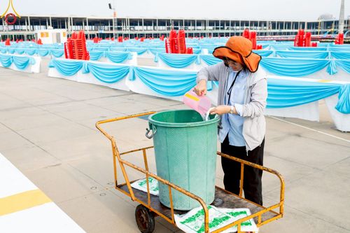 ภาพ No.218385:วันที่ 14-15 เมษายน พ.ศ. 2568 การเตรียมงานเครื่องเสียง , การเตรียมงานติดผ้ารับประเคน , การเตรียมงานเครื่องนอนพระสังฆาธิการ , การเตรียมงานจุดนั่งสาธุชน , การเตรียมงานถุงน้ำถ่วงน้ำหนักโต๊ะ , การเตรียมงานภาชนะฉันภัตตาหาร เพื่องานวันคุ้มครองโลก 22 เมษายน พ.ศ