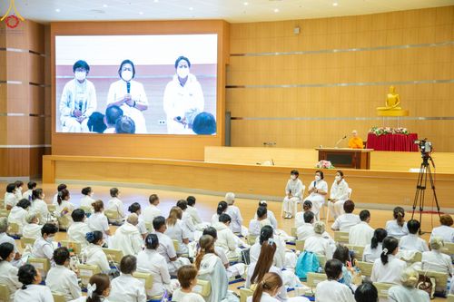 ภาพ No.90400:งานสัมมนา ผู้นำบุญยอดกัลยาณมิตร 77 จังหวัดทั่วไทย โครงการกฐินสามัคคีทั่วไทย 5,000 วัด พุทธศักราช 2566 และโครงการอุปสมบท 3,000 รูป บูชาธรรมมหาปูชนียาจารย์ ระหว่าง วันที่ 6 - 8 ตุลาคม พ.ศ. 2566 ณ จ.นครราชสีมา