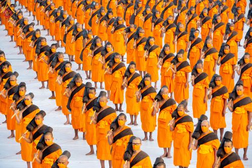 ภาพ No.108206:พระธรรมยาตราร่วมปฏิบัติธรรม และถ่ายภาพหมู่ประวัติศาสตร์ วันที่ 8 มกราคม พ.ศ. 2567  ณ อนุสรณ์สถานบางนางแท่น จ.นครปฐม