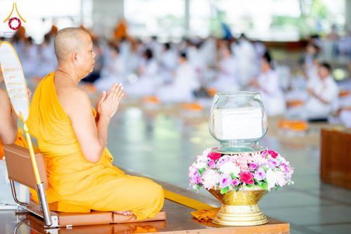 ภาพ No.209906:วันพุธที่ 26 กุมภาพันธ์ พ.ศ. 2568 พิธีบุพเปตพลี ครั้งที่ 159 ณ หอฉันคุณยายอาจารย์จันทร์ขนนกยูง วัดพระธรรมกาย