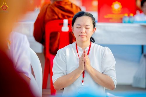 ภาพ No.219582:วันอังคารที่ 22 เมษายน พ.ศ. 2568 พิธีถวายมหาสังฆทานคณะสงฆ์ 40,000 กว่าวัดทั่วประเทศ เนื่องในวันคุ้มครองโลก ณ วัดพระธรรมกาย จ.ปทุมธานี