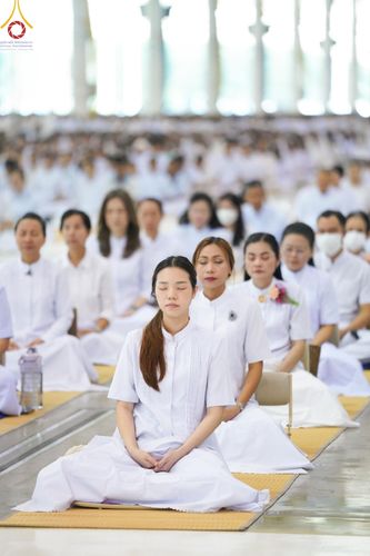 ภาพ No.159162:พิธีบูชาข้าวพระ ในวันอาทิตย์ต้นเดือน วันที่ 6 ตุลาคม พ.ศ. 2567 ณ สภาธรรมกายสากล วัดพระธรรมกาย