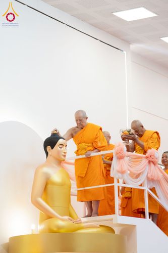 ภาพ No.254799:วันที่ 15 ตุลาคม พ.ศ. 2568 พิธีบรรจุพระบรมสารีริกธาตุภายในพระเกตุองค์พระประธาน สมโภชพระประธาน พระธรรมกาย ณ ศูนยอบรมเยาวชนกาญจนบุรี