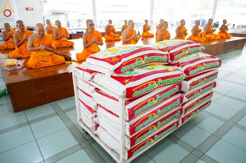 ภาพ No.212656:วันพฤหัสบดีที่ 20 มีนาคม พ.ศ. 2568 พิธีเจริญพระพุทธมนต์ เนื่องในอายุวัฒนมงคลครบ 74 ปี พระภาวนาธรรมวิเทศ วิ. (ภูเบศ ฌานาภิญโญ) ณ หอฉันคุณยายฯ วัดพระธรรมกาย