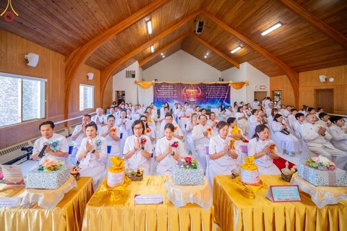 ภาพ No.91254:พิธีสมโภชพระประธาน "พระธรรมกาย" , พิธีเปิดไฟมงคลและเปิดไฟส่องสว่างรัศมีดวงธรรมพระประธาน "พระธรรมกาย" , พิธีทอดผ้าป่าภาคพื้น 19 วัดศูนย์สาขาภาคพื้นอเมริกา  และพิธีมุทิตาสักการะพระมหาเถระ พระเถระ ประจำปี 2566 วันอาทิตย์ที่ 15 ตุลาคม พ.ศ. 2566