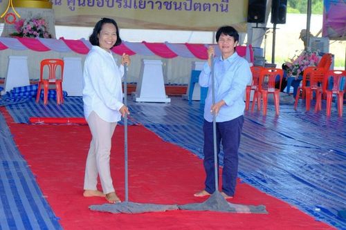 ภาพ No.211145:วันเสาร์ที่ 15 มีนาคม พ.ศ. 2568  การเตรียมงานของเจ้าหน้าที่ เพื่องานฉลองปทุมเจดีย์ ณ ศูนย์อบรมเยาวชนปัตตานี