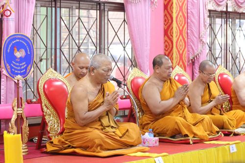 ภาพ No.203518:พิธีทอดผ้าป่าทำนุบำรุงศาสนสถาน ณ วัดตะเคียน ตำบลบางคูเวียง อำเภอบางกรวย จังหวัดนนทบุรี ในโครงการธรรมยาตรา กตัญญูบูชา มหาปูชนียาจารย์ พระมงคลเทพมุนี(สด จนฺทสโร) พระผู้ปราบมาร อนุสรณ์สถาน 7 แห่ง ปีที่ 13 วันที่ 29 มกราคม พ.ศ. 2568